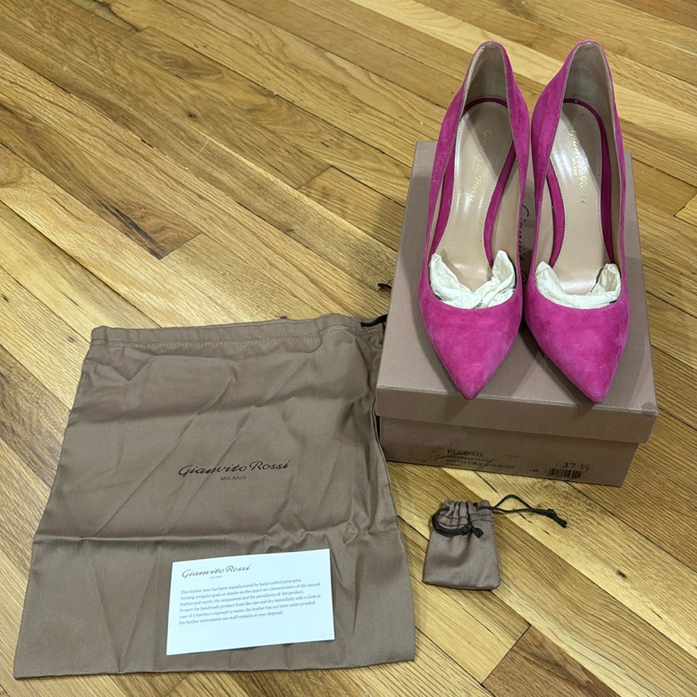 Gianvito Rossi Ellipsis Pumps